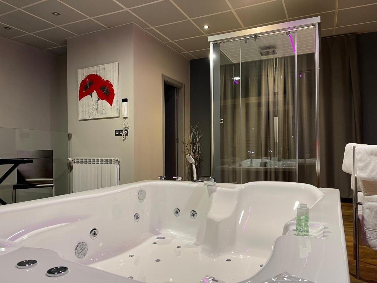 Motel Los Abedules Oviede Extérieur photo