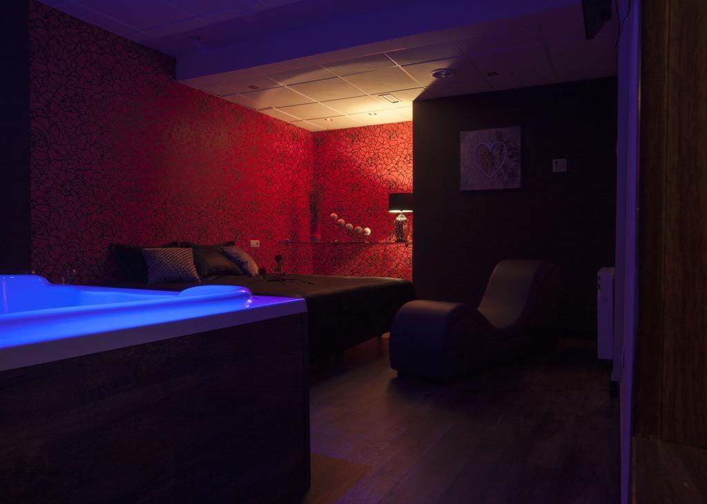Motel Los Abedules Oviede Extérieur photo