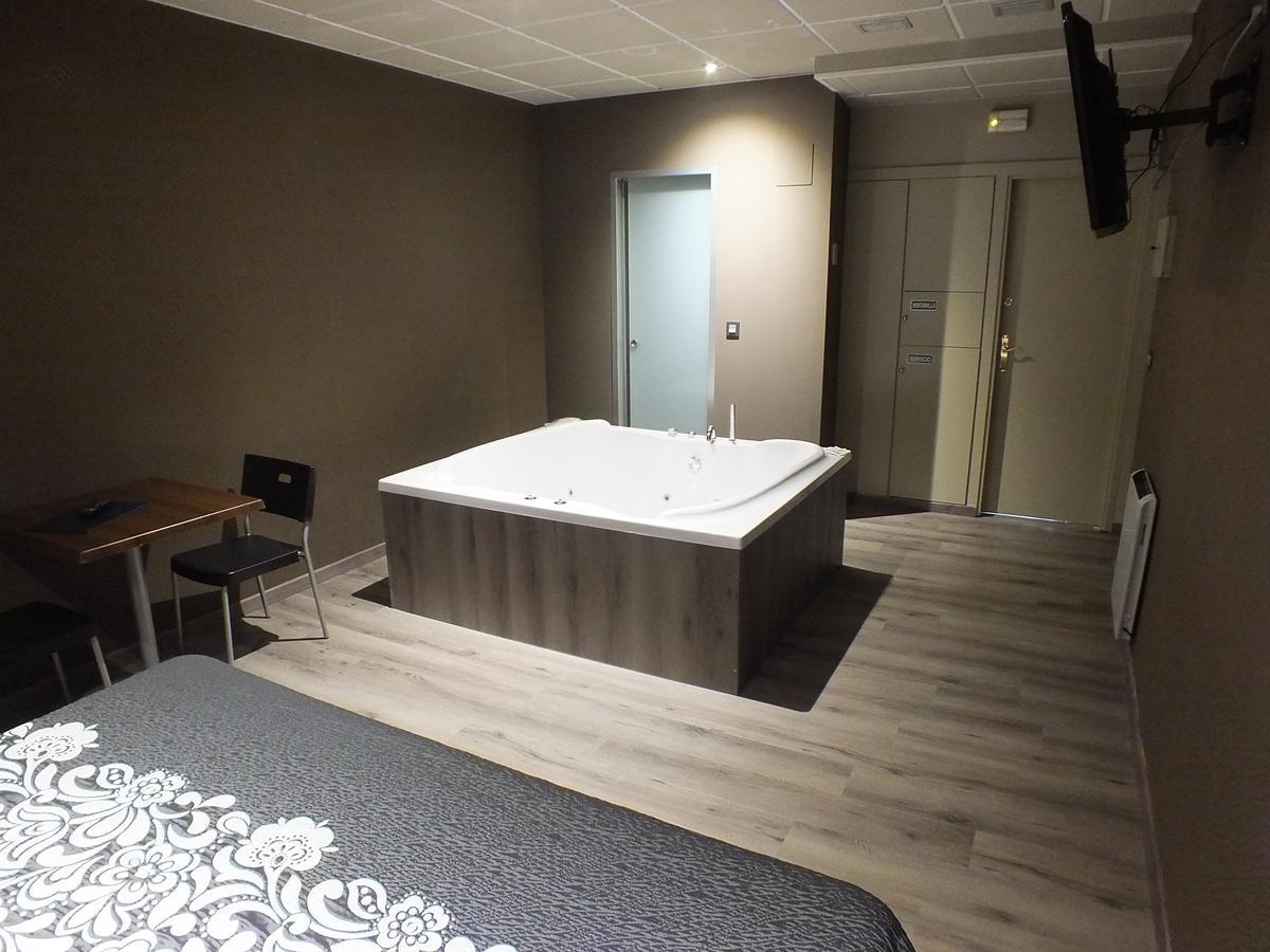 Motel Los Abedules Oviede Extérieur photo